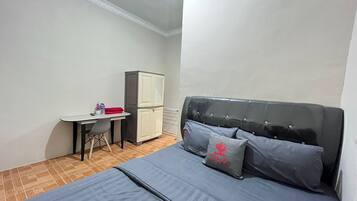 Deluxe Double Room | In-room safe, desk, free WiFi