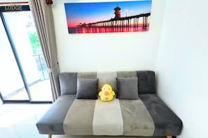 Deluxe Room, Balcony, Sea View | Minibar, in-room safe, desk, free WiFi - The Lodge Jomtien 7 (Pattaya)