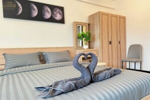 Deluxe Room, Balcony, Sea View | Minibar, in-room safe, desk, free WiFi - The Lodge Jomtien 7 (Pattaya)