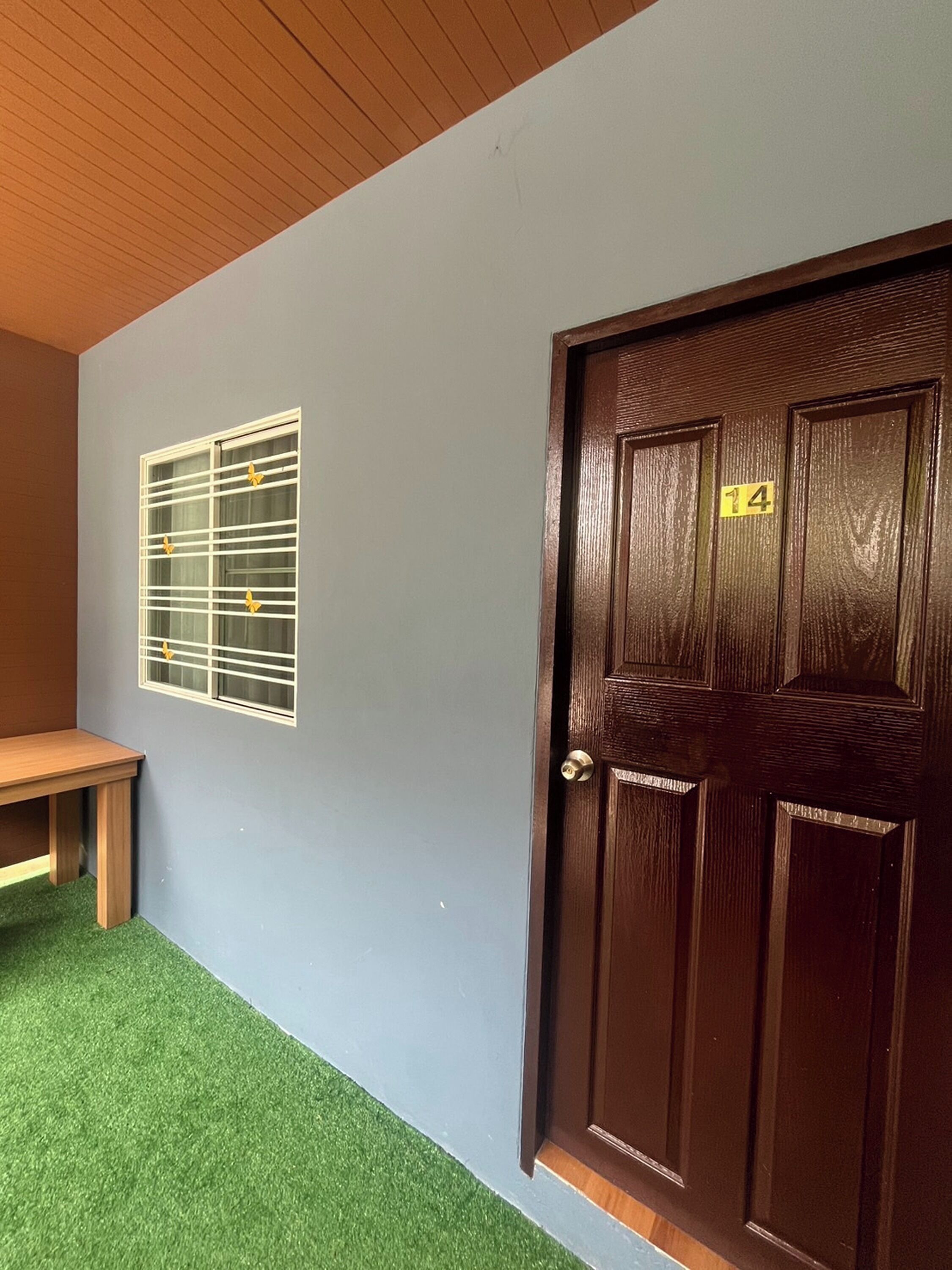 Escritorio y wifi gratis 