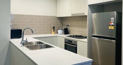 Stylish Two Bedroom Apartment Burwood Sydney close to everything, Free parking