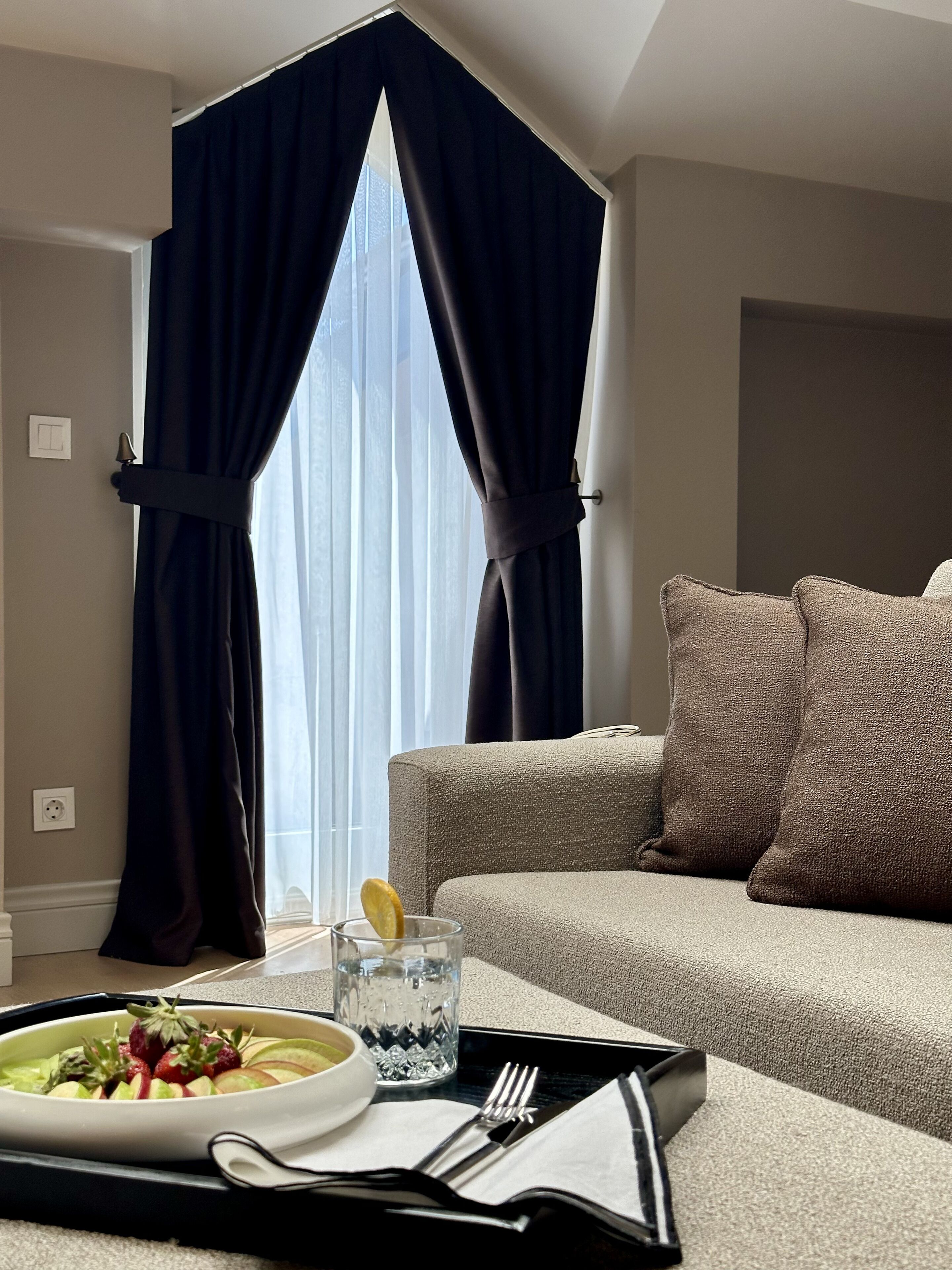 Egyptian cotton sheets, premium bedding, in-room safe, desk