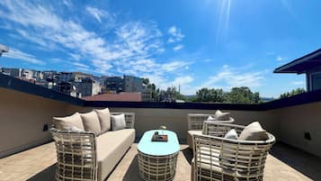 Deluxe Suite, Terrace, City View | Terrace/patio