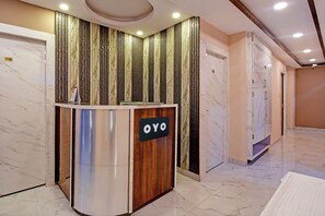 Reception - OYO B.K International Guest House (Kolkata)