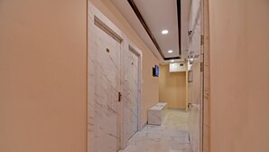 Unclassified image, 2 of 17, button - OYO B.K International Guest House (Kolkata)
