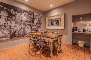 Dining - Home Appia Rome Rental (roma)