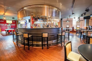 Quán bar thể thao