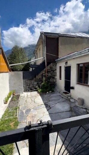 Exterior - Meshia Apartment (Kazbegi)