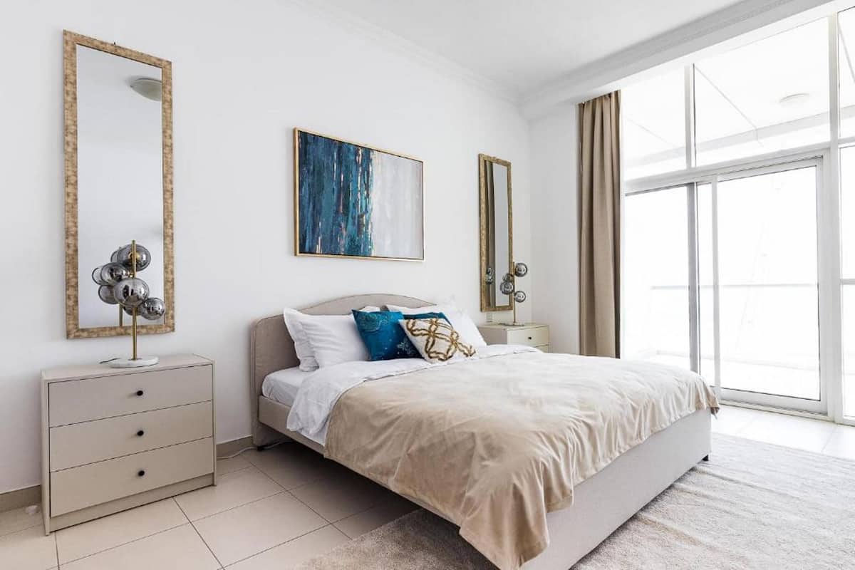 Luxury Apartment, 1 Bedroom, Canal View | 1 bedroom, individually decorated, individually furnished, desk