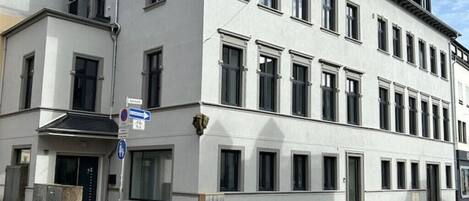 Esterni