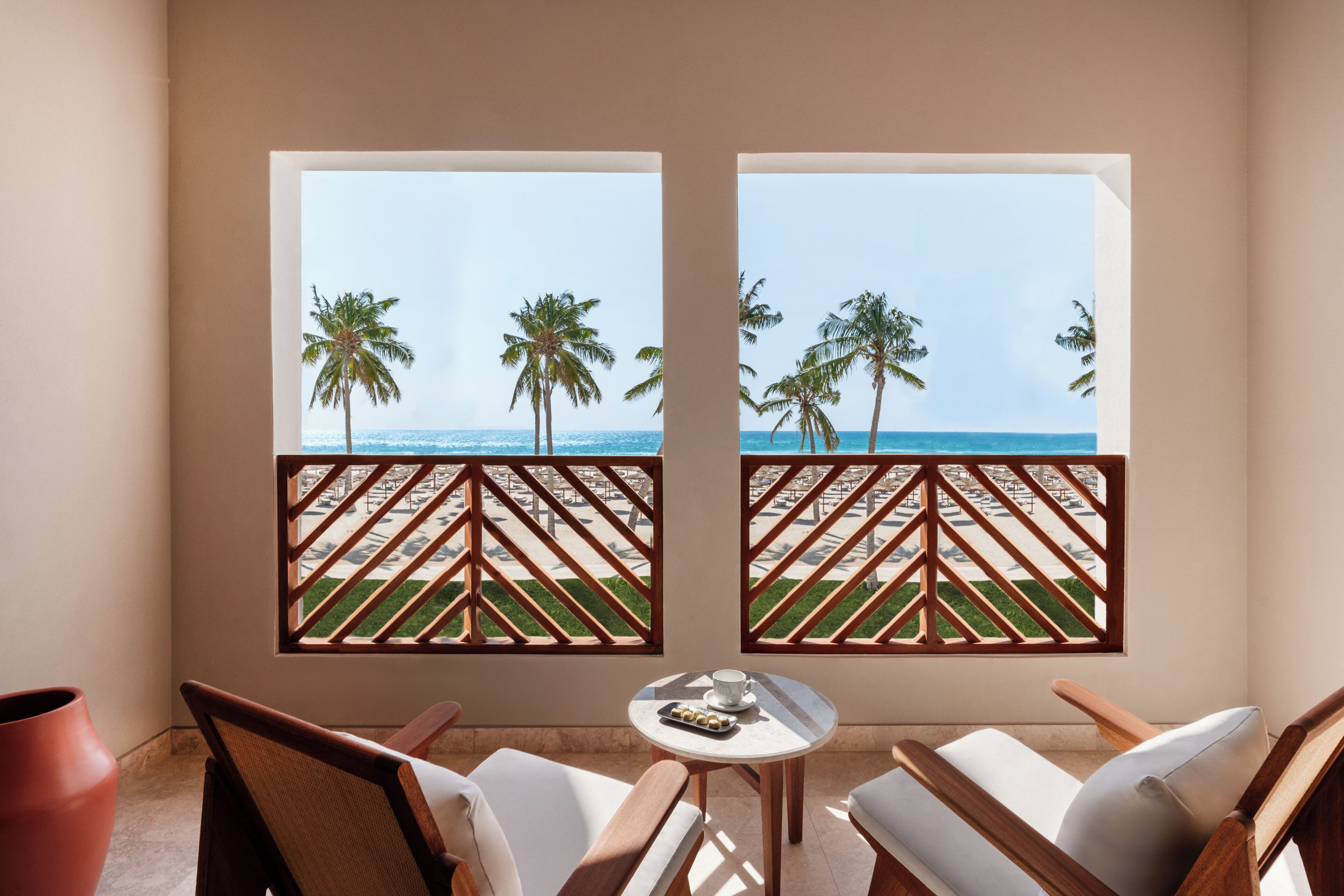 Club Executive Room With Aqua Park Entrance | Minibar, in-room safe, blackout curtains, iron/ironing board
