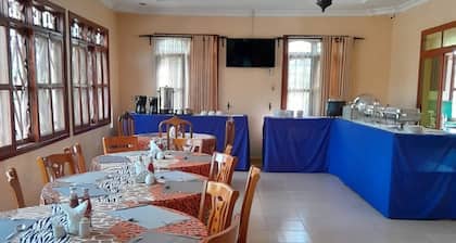 MIKUMI RESORT AND SAFARI HOTEL