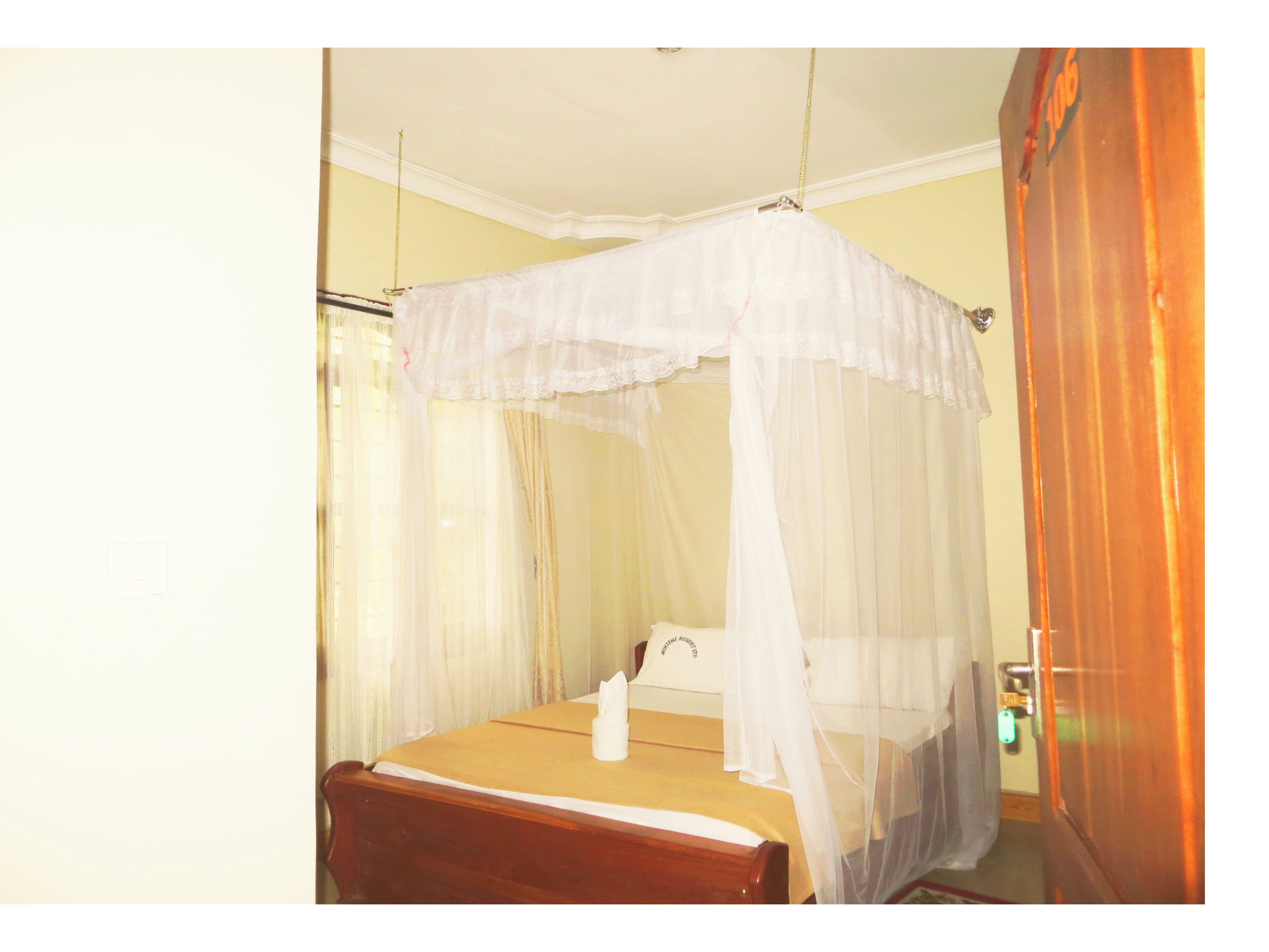 In-room safe, desk, laptop workspace, free WiFi