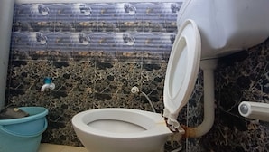 Unclassified image, 5 of 18, button - OYO Home R.k Palace Homestay (Faizabad)