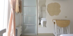 Chambre Supérieure, vue ville | Matelas mémoire de forme, coffres-forts dans les chambres