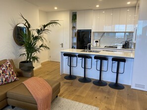 Interior - Stunning high level apartment in the heart of riverside Melbourne (Southbank)