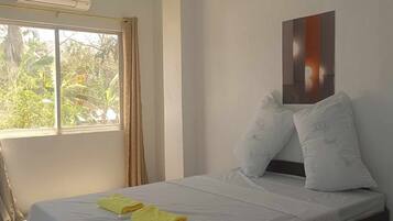 1 chambre, coffres-forts dans les chambres, Wi-Fi, draps fournis