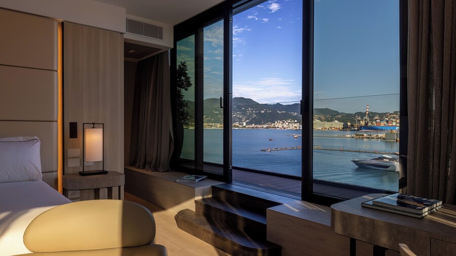 Porto Lotti Suite Hotel