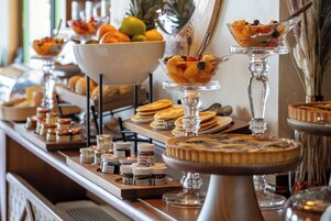 Desayuno continental incluido todos los días 
