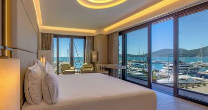 Porto Lotti Suite Hotel