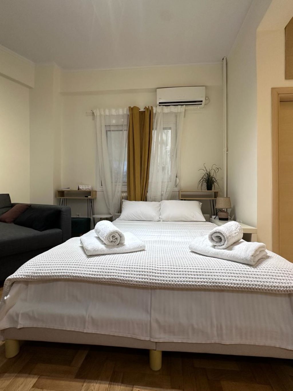 1 chambre, fer et planche à repasser, Wi-Fi, draps fournis