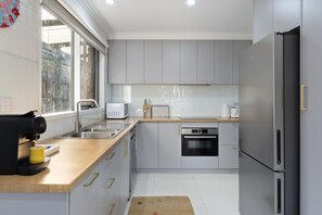 Fridge, microwave, oven, dishwasher