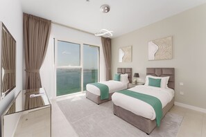 Apartment | 3 bedrooms - Coastal JBR Apt w Sweeping Sea Bluewaters Views (Dubai)