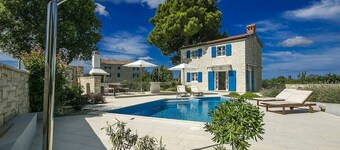 Villa Lenka for 2 persons with pool, large garden, barbecue private parking