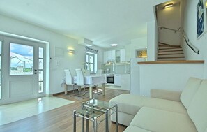 TV - Villa Lenka for 2 persons with pool, large garden, barbecue private parking (Sveti Lovrec)