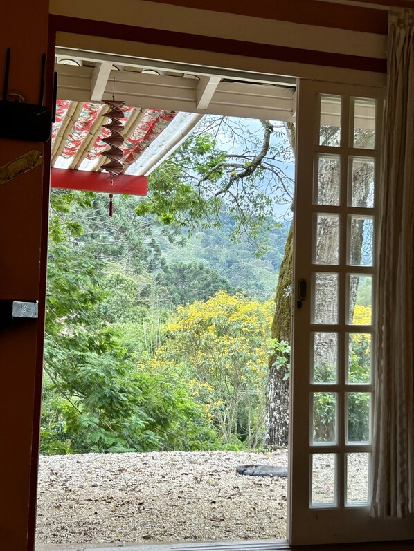 Room, Garden View | Terrace/patio - CHALÉS DA CASA CENTENARIA (Santo Antonio do Pinhal)