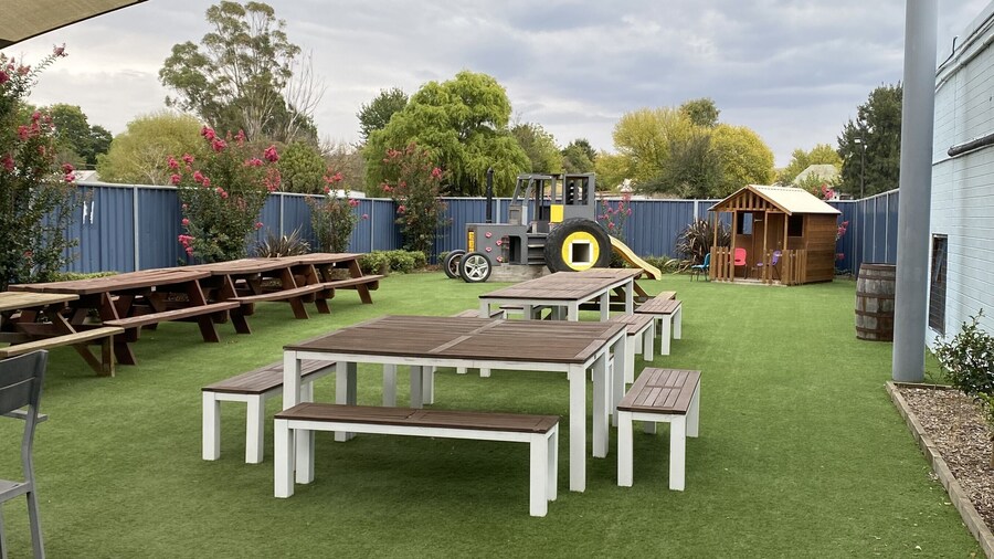 Tattersall's Hotel Blayney