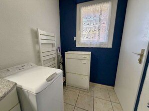 Interior - 2-room Apartment Near the Sea - St Georges d'Oléron (Saint-Georges-d'Oléron-Boyardville)