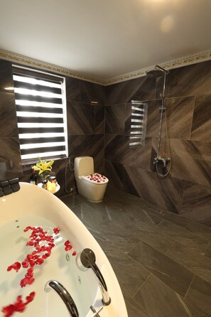 Bathroom - Hoang Gia Xa La Boutique Hotel (Hanoi)