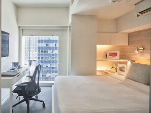 In-room safe, desk, free WiFi, bed sheets - V Causeway Bay (Hong Kong)