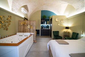 1 bedroom, in-room safe, desk, travel cot - Siramà Suite Deluxe, Luxury Suite with Jacuzzi and Turkish Bath in the room (Oria)