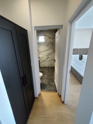 อพาร์ทเมนท์, 2 ห้องนอน | ห้องน้ำ