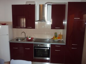 Private kitchen - Cozy two-bedroom apartment, steps from the sea front - OLGA 3 (Bol)