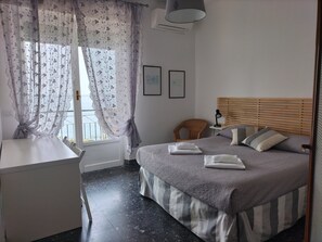 2 Schlafzimmer, Bügeleisen/Bügelbrett, kostenloses WLAN