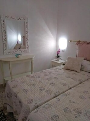 3 chambres, fer et planche à repasser, Wi-Fi gratuit