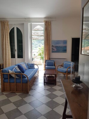 Living area - Benedetta Beautiful House - By the Sea with A/C (Levanto)