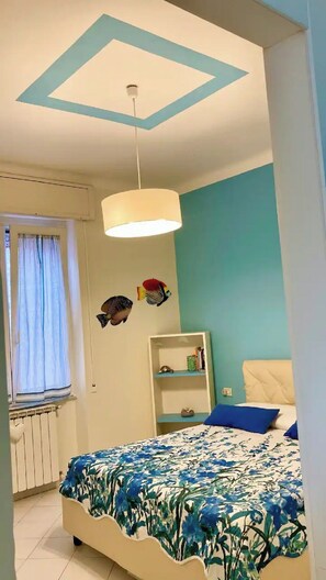 1 bedroom, free WiFi - Nives Cosy Apt in the Center with terrace and A/C (Monterosso al Mare)