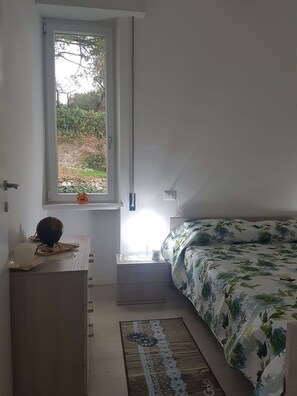 2 habitaciones, tabla de planchar con plancha y wifi gratis 
