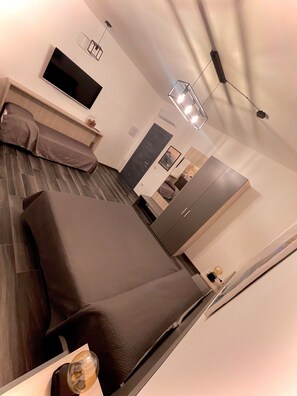 1 chambre, coffres-forts dans les chambres, fer et planche à repasser