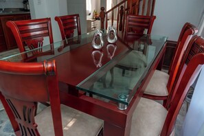House | Dining