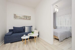 TV - Pańska 65 | Warszawa | Climate Apartment | Centre (Warszawa)