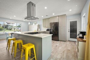 House | 4 bedrooms - Sailfish Beach House - Pool Hottub Putting Green (Ponte Vedra Beach)