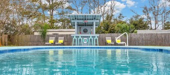 Sailfish Beach House - Pool Hottub Putting Green