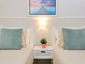 2 habitaciones, tabla de planchar con plancha y wifi gratis 