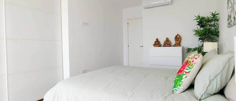 2 sovrum, strykjärn/strykbräda, gratis wi-fi och sängkläder