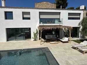Pool - La Mer Plein les Yeux ! Une Maison de Charme, un Emplacement Idéal (Bandol)
